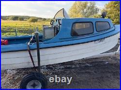 14ft Mayland fishing boat and trailer with 8hp Tohatsu Engine