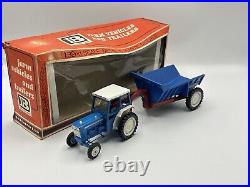 1/32 scale Britains 9630 Ford 5000 & Dump trailer & Tractor Set Very Rare