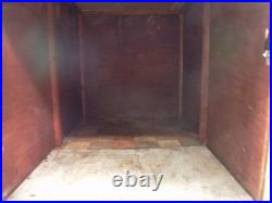 6 ft by 3.5 ft by 4ft 750 Kg covered trailer with rear door good condition