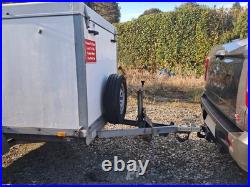750kg box trailer