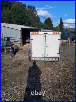 750kg box trailer