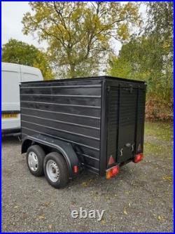 8'x4' box trailer twin axle