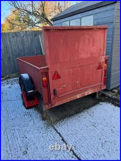 8x4 Braked Trailer