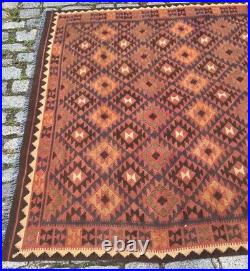 A CLASSY OLD HANDMADE TRADITIONAL ORIENTAL WOOL ON COTTON KILIM (308 x 190 cm) A CLASSY OLD HANDMADE TRADITIONAL ORIENTAL WOOL ON COTTON KILIM (308 x 190 cm)
