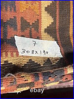 A CLASSY OLD HANDMADE TRADITIONAL ORIENTAL WOOL ON COTTON KILIM (308 x 190 cm) A CLASSY OLD HANDMADE TRADITIONAL ORIENTAL WOOL ON COTTON KILIM (308 x 190 cm)
