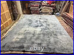 A SPLENDID OLD TRADITIONAL MACHINE MADE ORIENTAL RUG (350 x 247 cm) A SPLENDID OLD TRADITIONAL MACHINE MADE ORIENTAL RUG (350 x 247 cm)