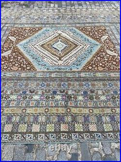A STYLISH ANTIQUE HANDMADE TURKISH WOOL ON COTTON CARPET. (400 X 300 cm) A STYLISH ANTIQUE HANDMADE TURKISH WOOL ON COTTON CARPET. (400 X 300 cm)