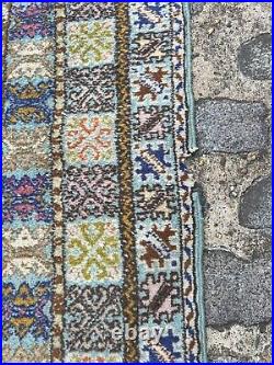 A STYLISH ANTIQUE HANDMADE TURKISH WOOL ON COTTON CARPET. (400 X 300 cm) A STYLISH ANTIQUE HANDMADE TURKISH WOOL ON COTTON CARPET. (400 X 300 cm)
