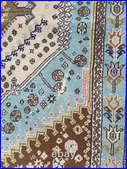 A STYLISH ANTIQUE HANDMADE TURKISH WOOL ON COTTON CARPET. (400 X 300 cm) A STYLISH ANTIQUE HANDMADE TURKISH WOOL ON COTTON CARPET. (400 X 300 cm)
