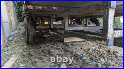 Beaver Tail Flat Bed Car Trailer or Plant Trailer Beaver Tail Flat Bed Car Trailer or Plant Trailer