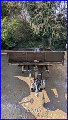 Beaver Tail Flat Bed Car Trailer or Plant Trailer Beaver Tail Flat Bed Car Trailer or Plant Trailer