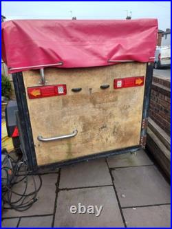 Box Trailer 5x3x4 Cover Spear Wheel Lights Inside