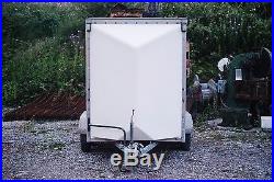 Box Trailer with Twin Axle
