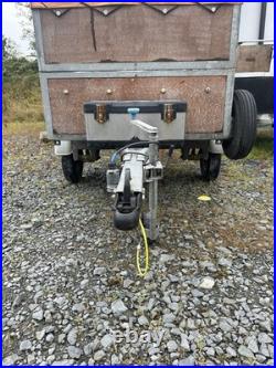 Box car trailer with cover Box car trailer with cover