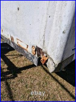 Box trailer, twin galvanised axle, 3 section rear door L330cm X W220cm H 195 cm Box trailer, twin galvanised axle, 3 section rear door L330cm X W220cm H 195 cm