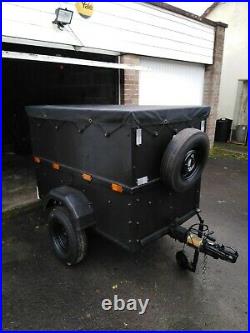 Box trailer with cover