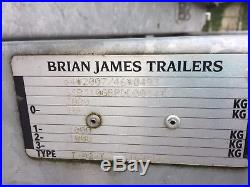 Brian James Sprint Shuttle covered car trailer