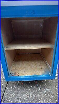 Camping Trailer, Custom Made, Lockable, Waterproof, With Built In Roof Box