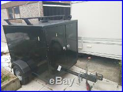 Camping box trailer with Gas hookup