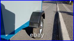 Camping trailer