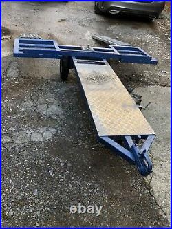 Car towing dolly