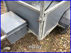 Car trailer 5 x 3 professionally built fully galvanised chassis