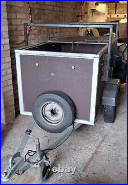 Car trailer, great for camping and surfing, 5ft x 3ft, (2.5ft deep) Car trailer, great for camping and surfing, 5ft x 3ft, (2.5ft deep)