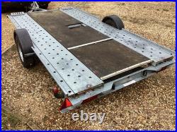Car transporter trailer