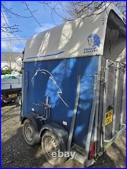 Cheval liberte horse trailer