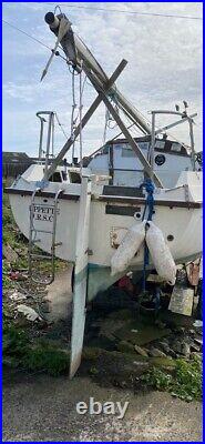 Colvic Salty Pup 23 Project Boat, needs new trailer