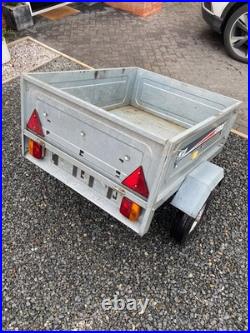 ERDE 102 Trailer with Cover Good Condition with new loom & 13 pin Adapter