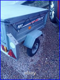 Erde 102 Trailer Erde 102 Trailer