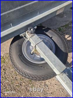 Erde 122 with Jockey wheel, spare wheel and cover