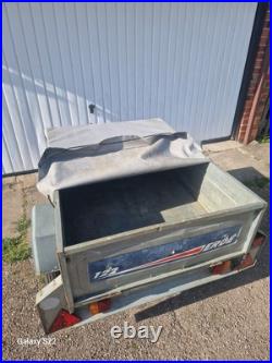 Erde 122 with Jockey wheel, spare wheel and cover