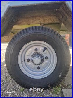 Erde 122 with Jockey wheel, spare wheel and cover