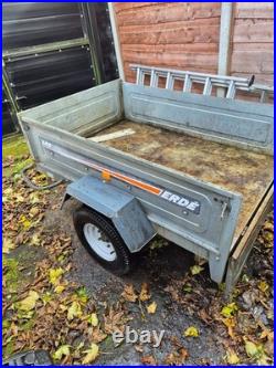 Erde 142 trailer