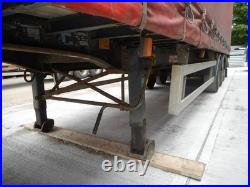 General Trailers / Fruehauf 13.600mtr Tri Axle Curtain Side Trailer Year 2001