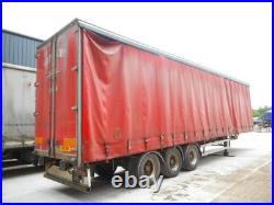 General Trailers / Fruehauf 13.600mtr Tri Axle Curtain Side Trailer Year 2001