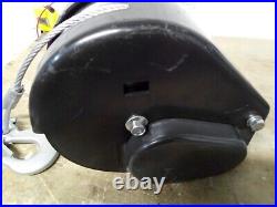 Hand Winch 2500kg 8mm cable with hook, used on car transporter trailer