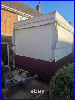 Heavy duty display trailer