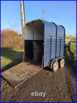 Horse trailers for sale used