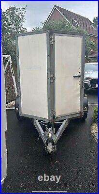 IFor Williams Twin Axle Box Trailer