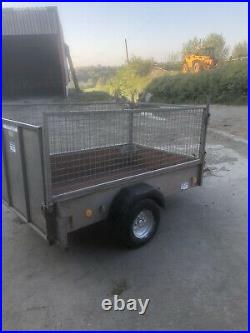 Ifor Williams P6e Trailer with Ramp, Caged mesh sides