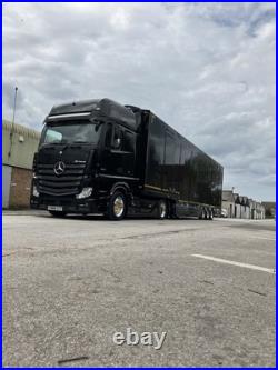 Kassbohrer 6 Car Enclosed Car Transporter Trailer Mercedes Actros Low Ride 4x2