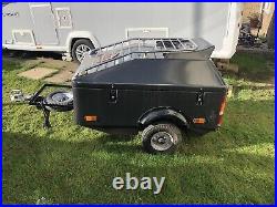 Motorcycle camping trailer