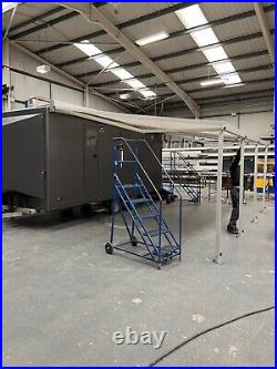 Race exhibition trailer large awning. Aluminium body 1 year old- full electrics