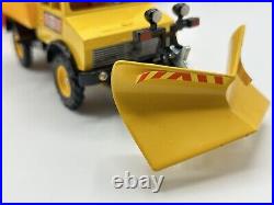 Rare Britains Autoway Unimog Snow Plough & Gritting Trailer Near Mint & Boxed