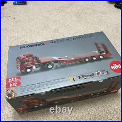 Siku Control 1/32 Tractor Trailer