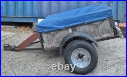 Small 4' x 3' Single Axel Car Trailer Good Hitch Good Tyres Lightboard and Cover Small 4' x 3' Single Axel Car Trailer Good Hitch Good Tyres Lightboard and Cover