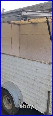 Small Trailer With Hatch